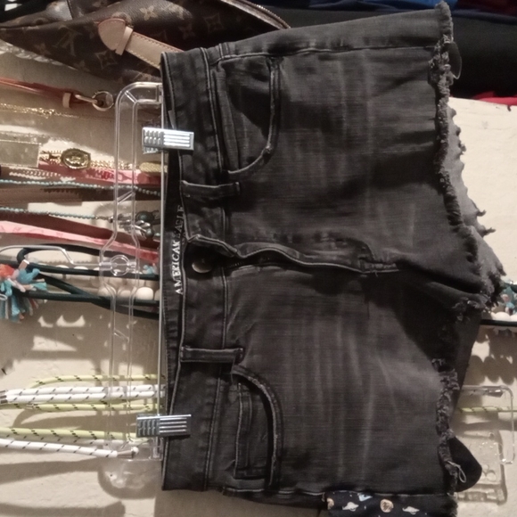 American Eagle - Picture 1 of 2